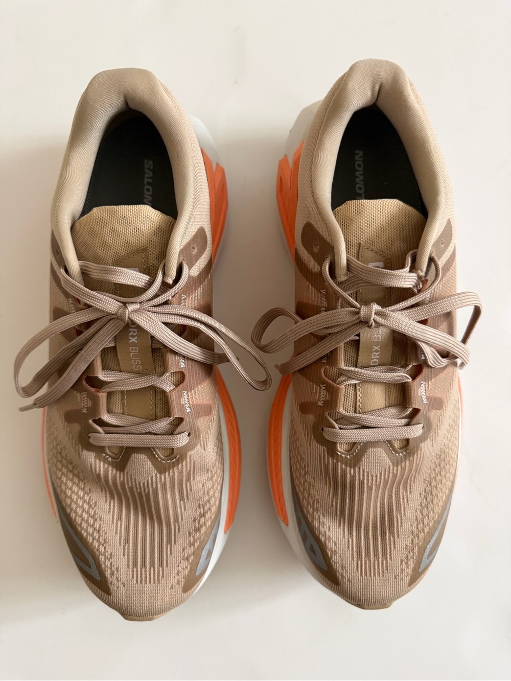 Used Pre-owned Great Condition Salomon Tan Sneakers DRX Bliss Size 8 1/2 - Picture 2 of 10